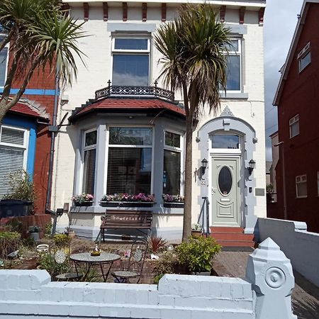 Heather Lea Guest Rooms Blackpool Exterior photo