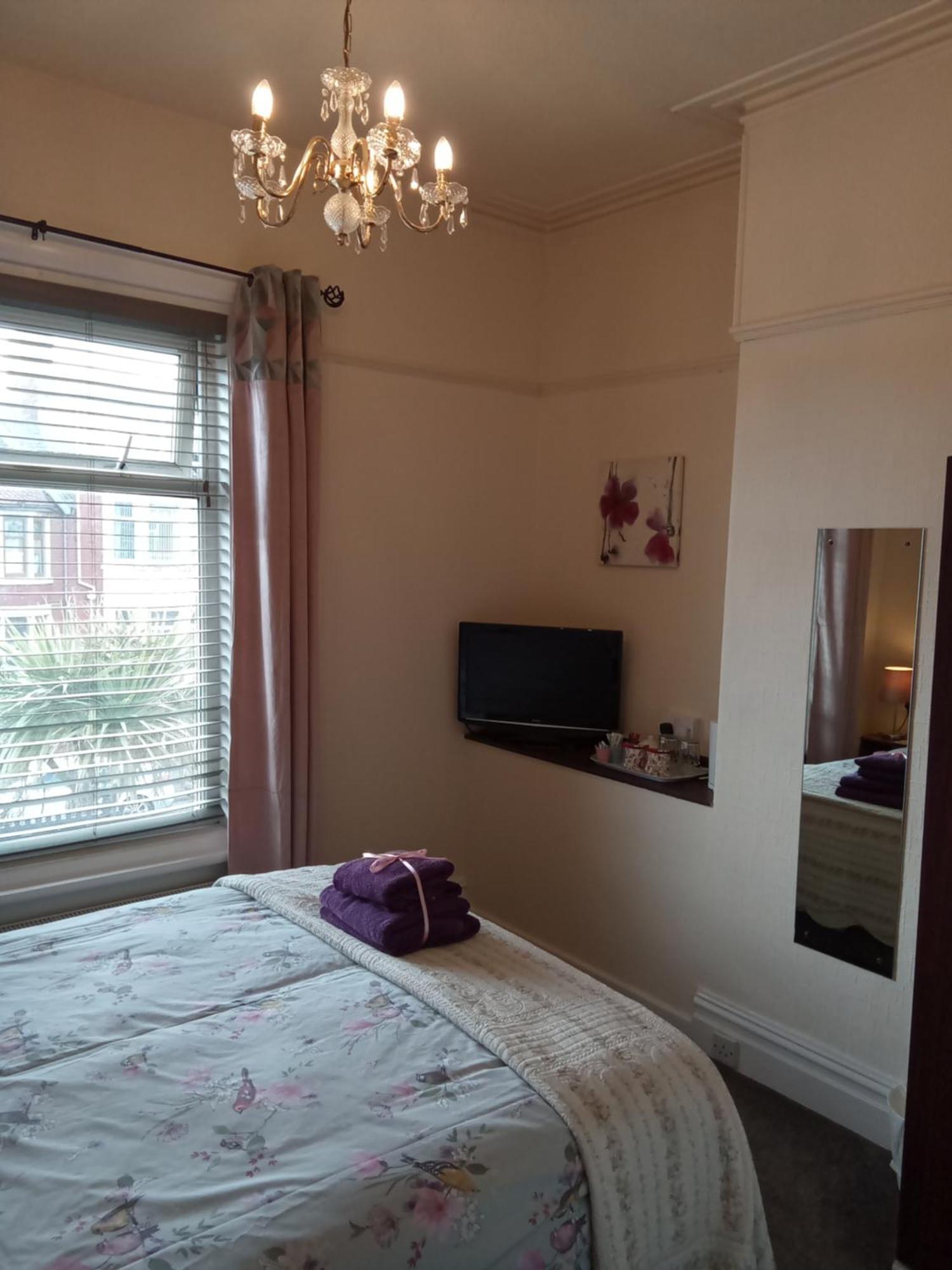 Heather Lea Guest Rooms Blackpool Exterior photo
