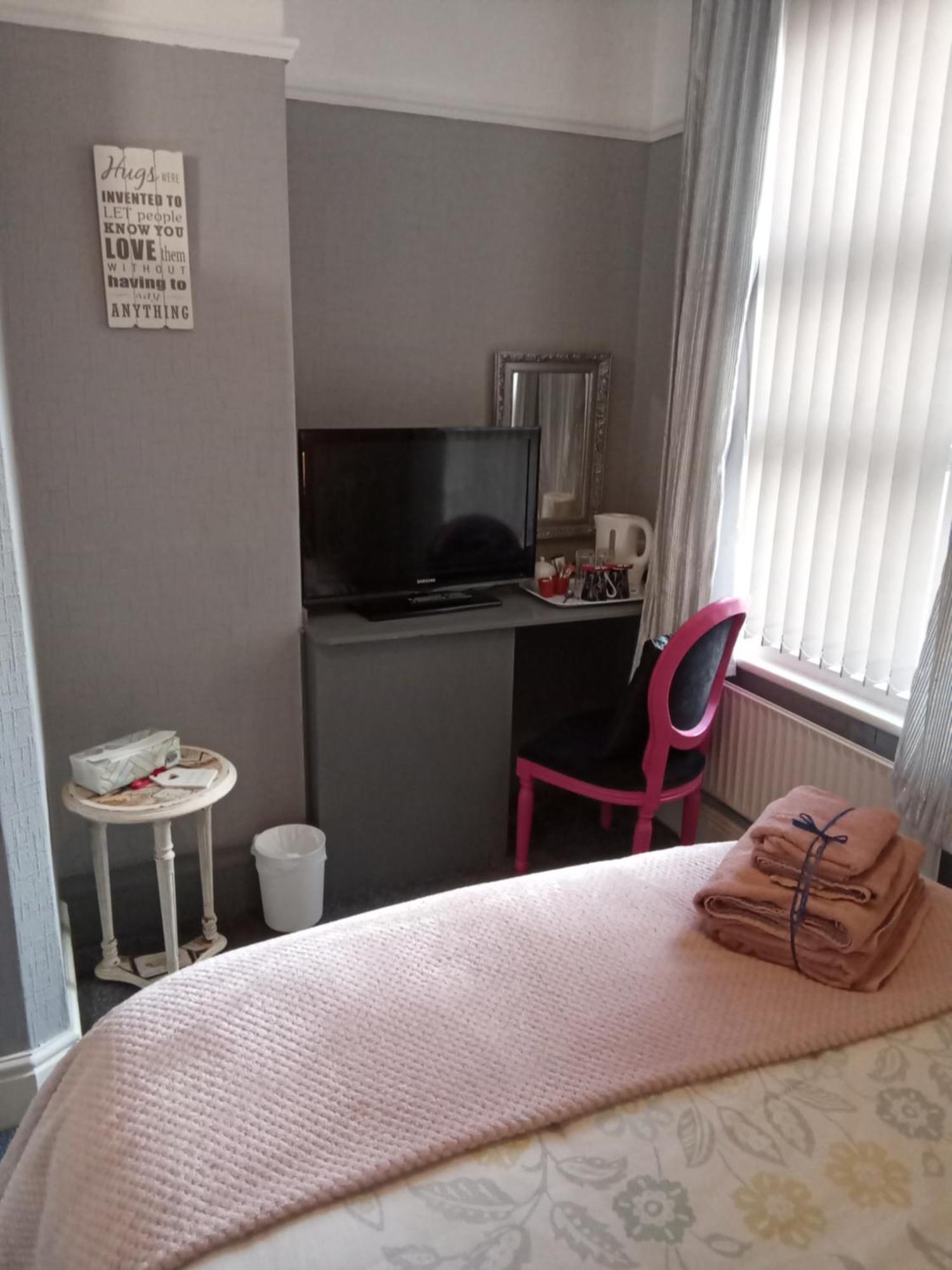 Heather Lea Guest Rooms Blackpool Exterior photo