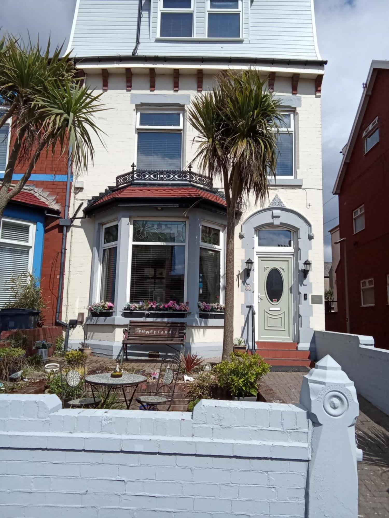 Heather Lea Guest Rooms Blackpool Exterior photo
